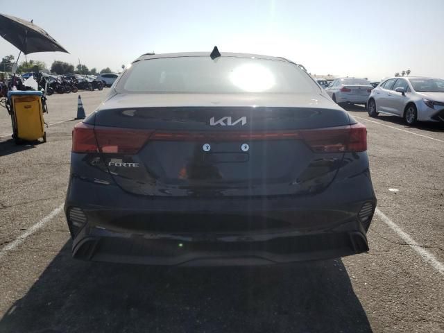 2024 KIA Forte LX