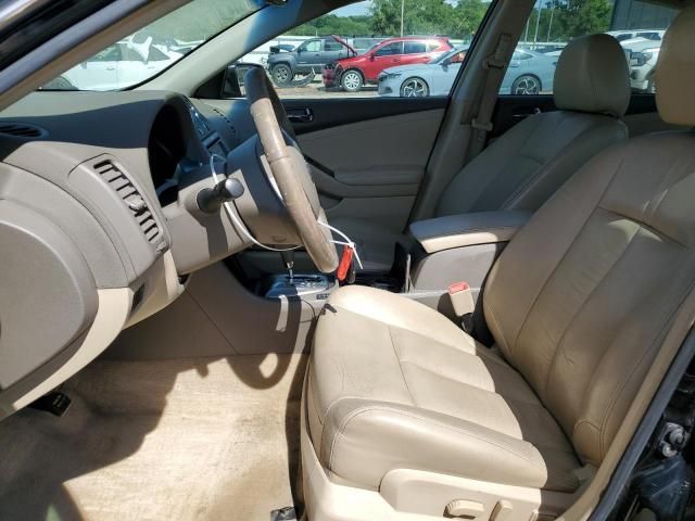 2011 Nissan Altima Base