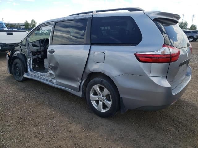 2018 Toyota Sienna L