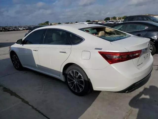 2018 Toyota Avalon XLE