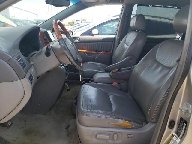 2006 Toyota Sienna XLE