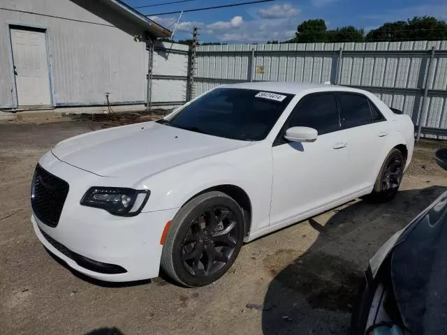 2021 Chrysler 300 S