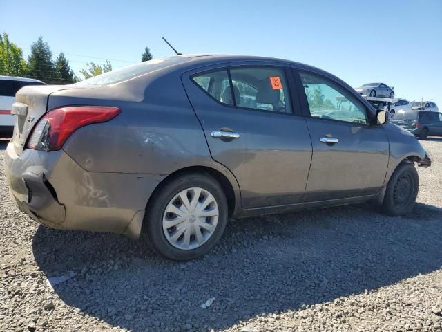 2012 Nissan Versa S