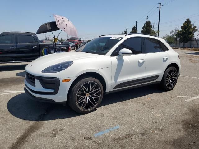 2023 Porsche Macan Base