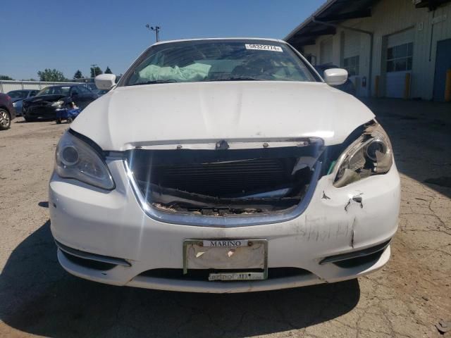 2013 Chrysler 200 Touring