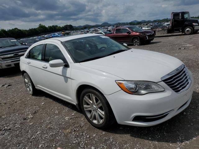 2013 Chrysler 200 Touring