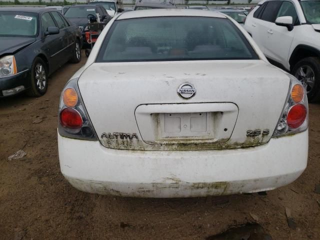 2003 Nissan Altima Base