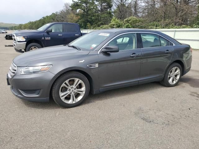 2017 Ford Taurus SE