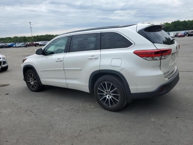 2017 Toyota Highlander SE