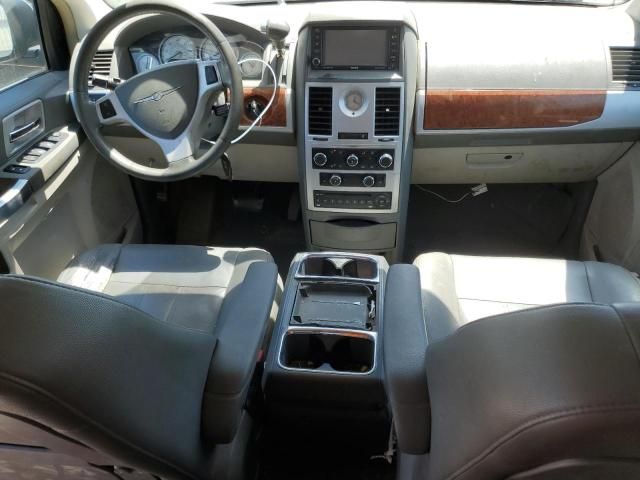 2008 Chrysler Town & Country Touring