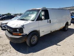 Compre camiones salvage a la venta ahora en subasta: 2003 Chevrolet Express G3500