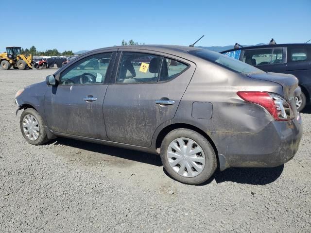 2012 Nissan Versa S