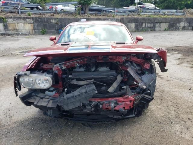 2010 Dodge Challenger SE