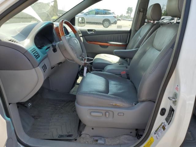 2008 Toyota Sienna XLE