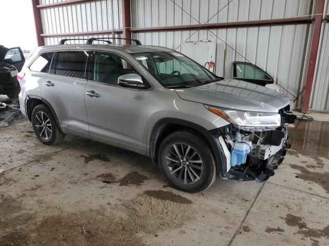 2018 Toyota Highlander SE