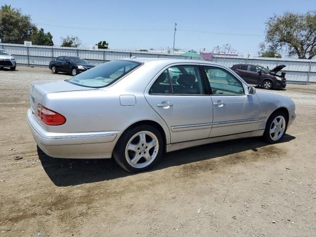 2001 Mercedes-Benz E 320