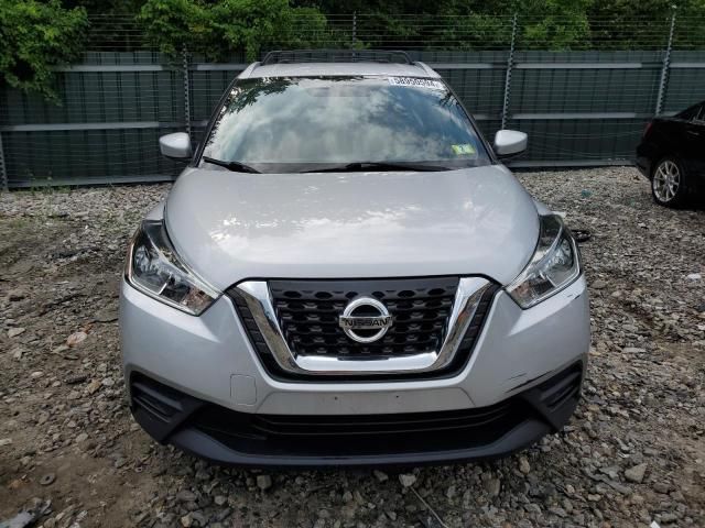 2018 Nissan Kicks S