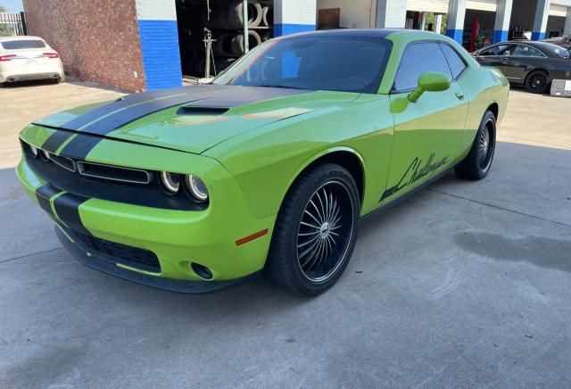 2015 Dodge Challenger SXT