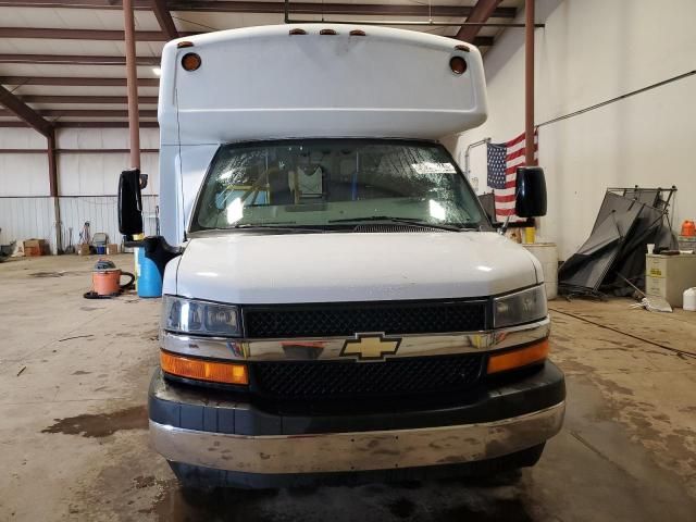 2017 Chevrolet Express G4500