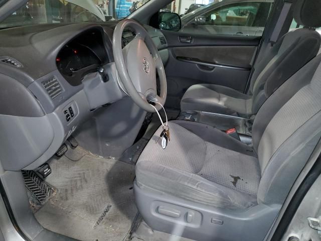 2008 Toyota Sienna CE