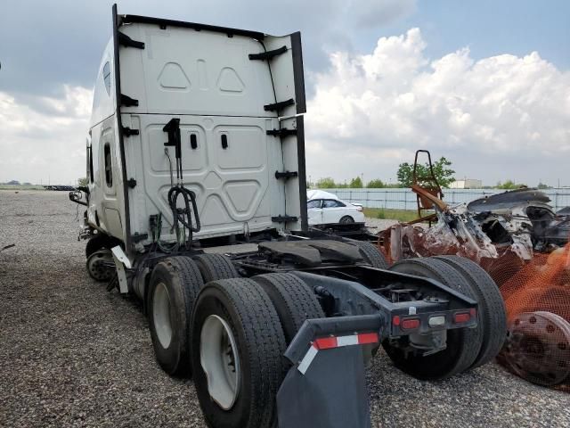 2023 Freightliner Cascadia 126