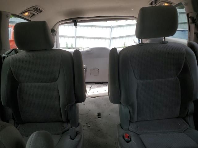 2006 Toyota Sienna CE