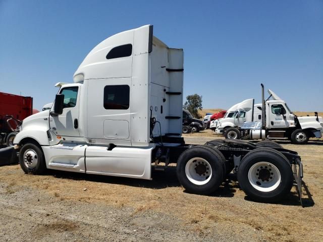 2019 International LT625