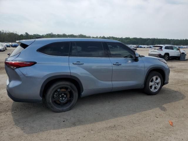 2022 Toyota Highlander L