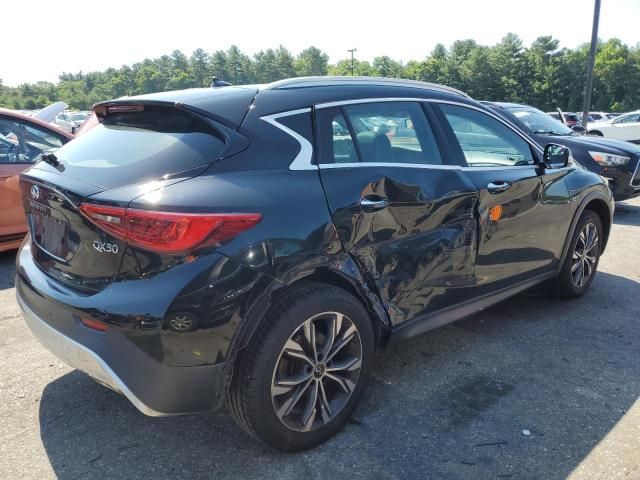 2017 Infiniti QX30 Base