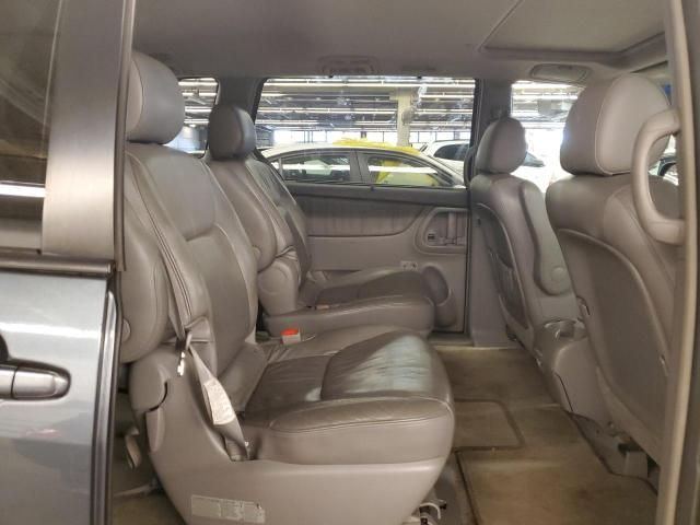 2007 Toyota Sienna XLE