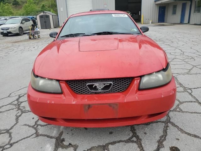 2004 Ford Mustang