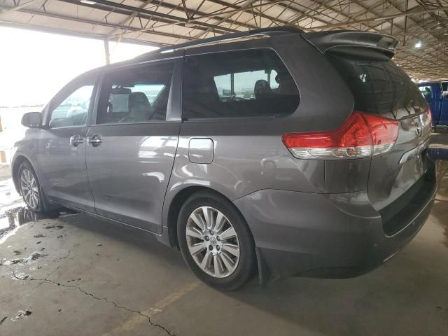 2011 Toyota Sienna XLE