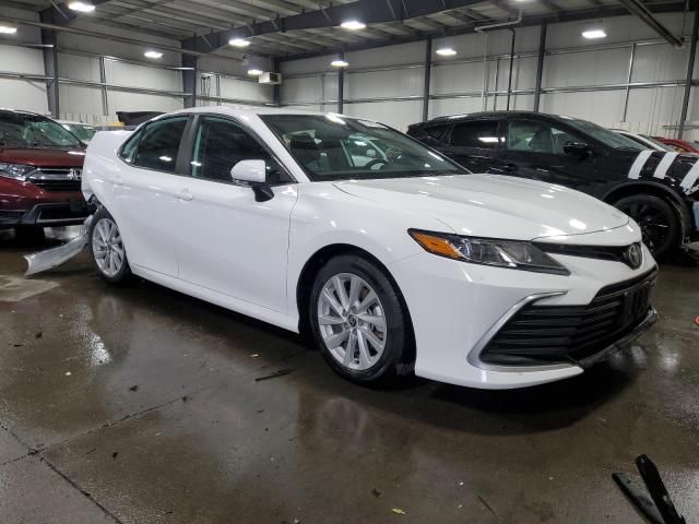 2022 Toyota Camry LE