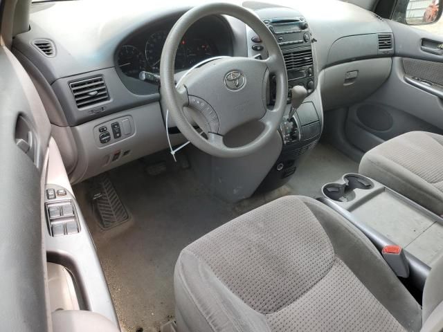 2006 Toyota Sienna CE