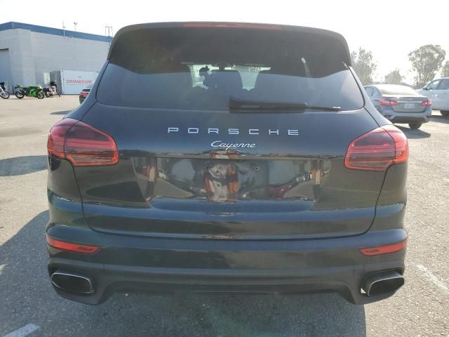 2016 Porsche Cayenne