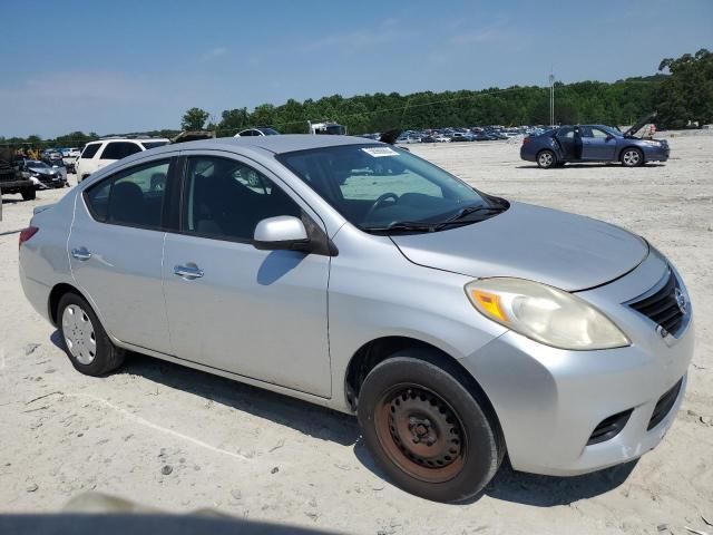 2013 Nissan Versa S