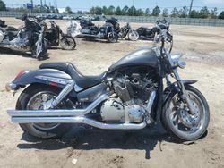 Salvage motorcycles for sale at Riverview, FL auction: 2006 Honda VTX1300 C