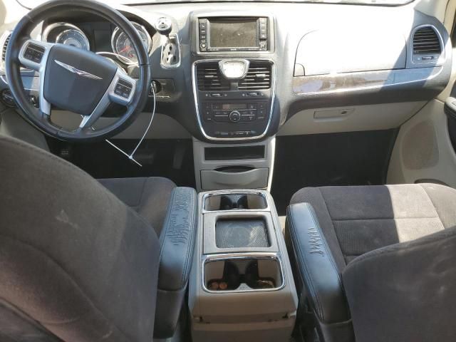 2011 Chrysler Town & Country Touring