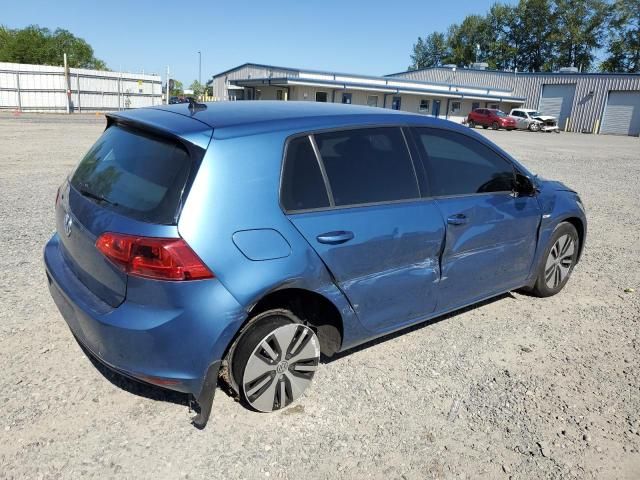 2016 Volkswagen E-GOLF SE