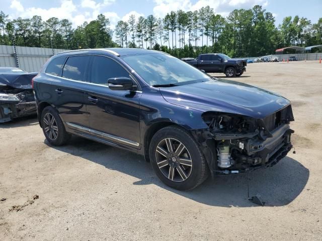 2017 Volvo XC60 T5 Dynamic