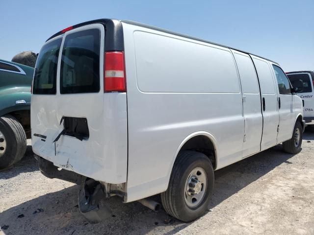 2014 Chevrolet Express G2500