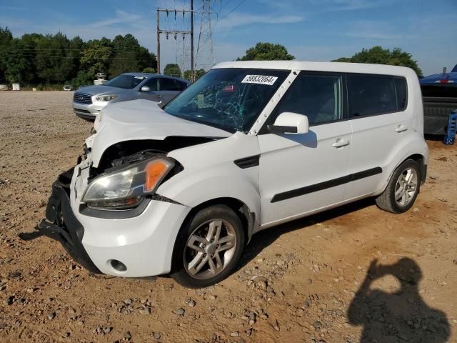 2011 KIA Soul +