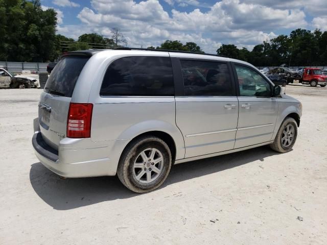 2010 Chrysler Town & Country Touring