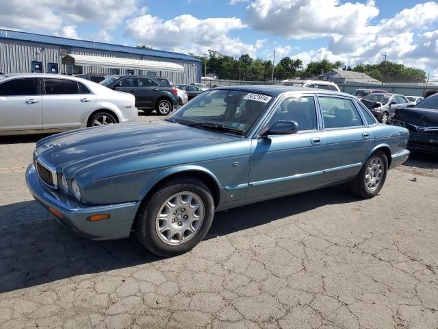 1999 Jaguar XJ8