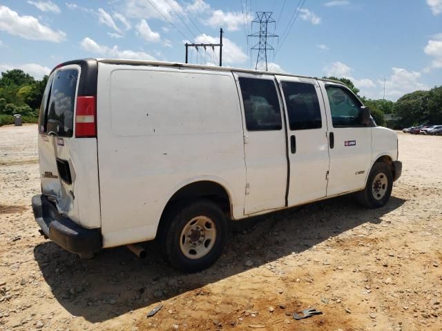 2004 Chevrolet Express G2500