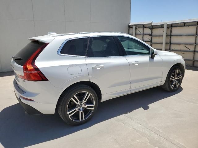 2021 Volvo XC60 T5 Momentum