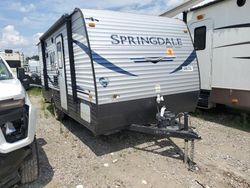 Camiones salvage sin ofertas aún a la venta en subasta: 2020 Keystone Springdale