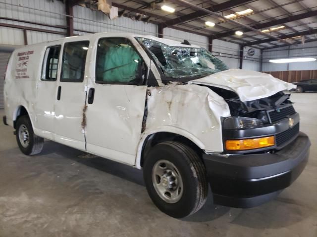 2024 Chevrolet Express G2500