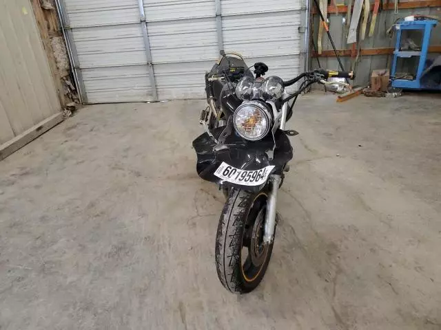 2004 Honda CB900 F