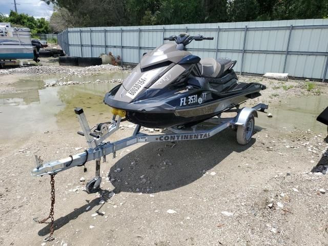 2022 Yamaha Waverunner